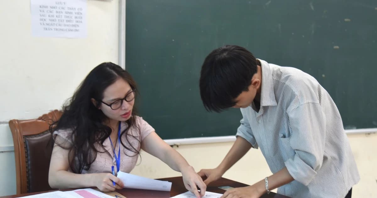 Bỏ tổ hợp C00: Sẽ yêu cầu các trường rà soát lại để không ảnh hưởng quyền lợi thí sinh