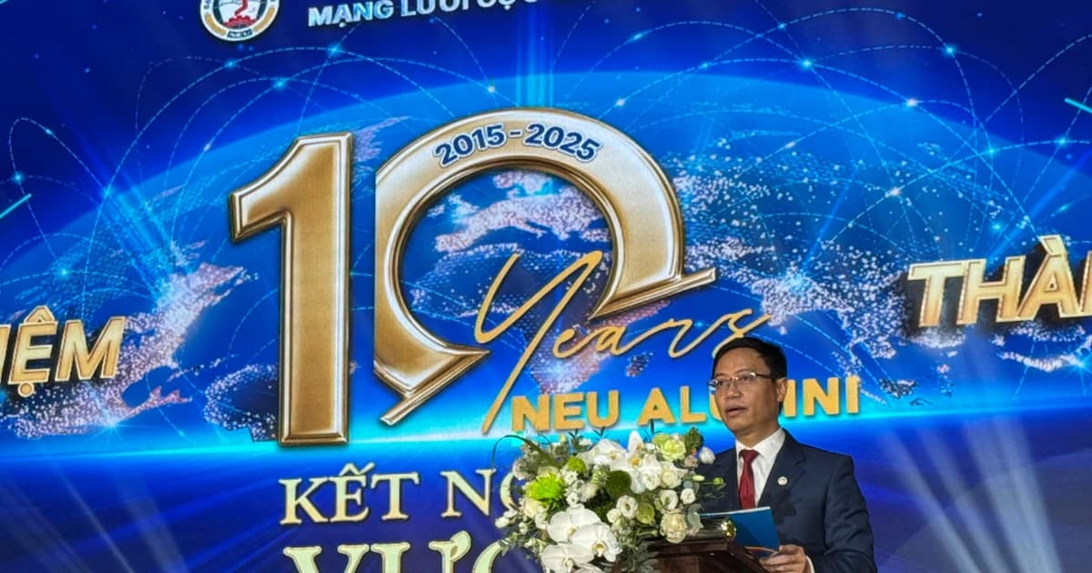 Quỹ Phát triển tài năng kinh tế ươm mầm hoài bão cho sinh viên