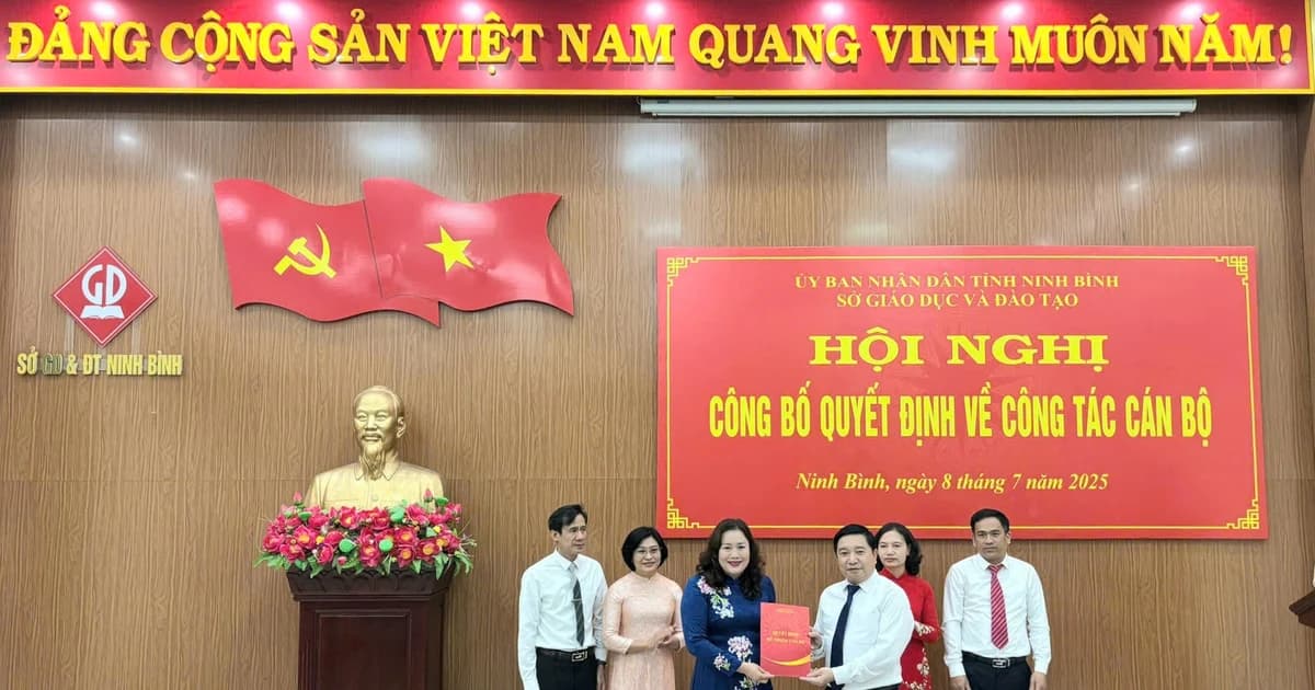 Ngành Giáo dục tỉnh Ninh Bình kiện toàn công tác cán bộ