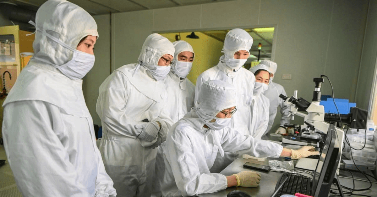 Bất ngờ với ngành khoa học miễn 100% học phí, hỗ trợ 2 triệu/tháng