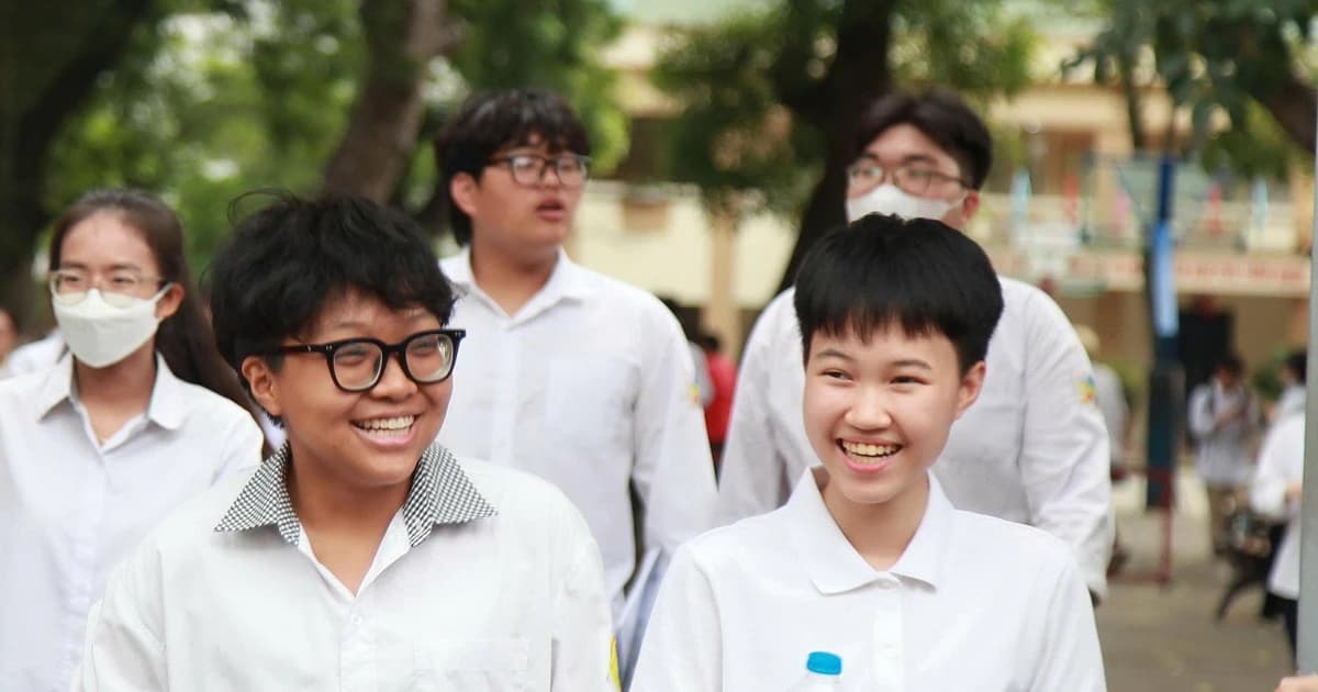 Bộ GD&ĐT công bố phổ điểm thi tốt nghiệp THPT 2025