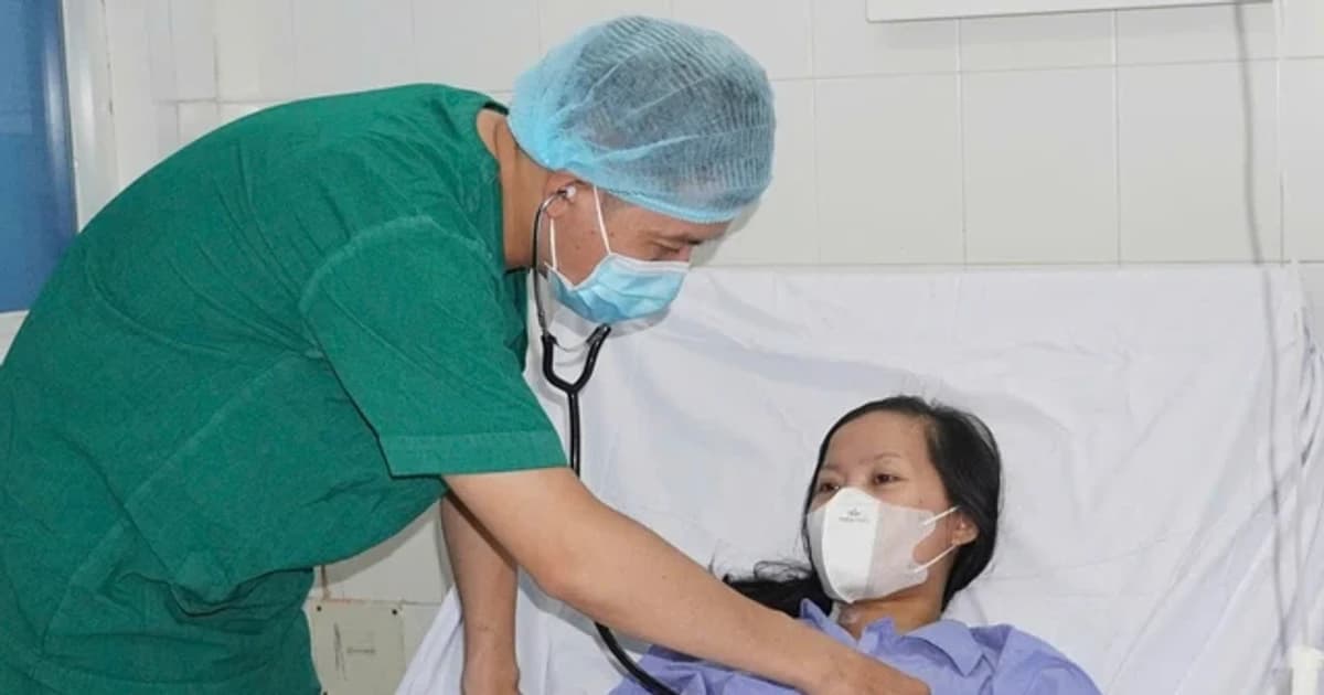 Một quả thận – Hai cuộc đời: Người mẹ âm thầm trao lại sự sống cho con gái