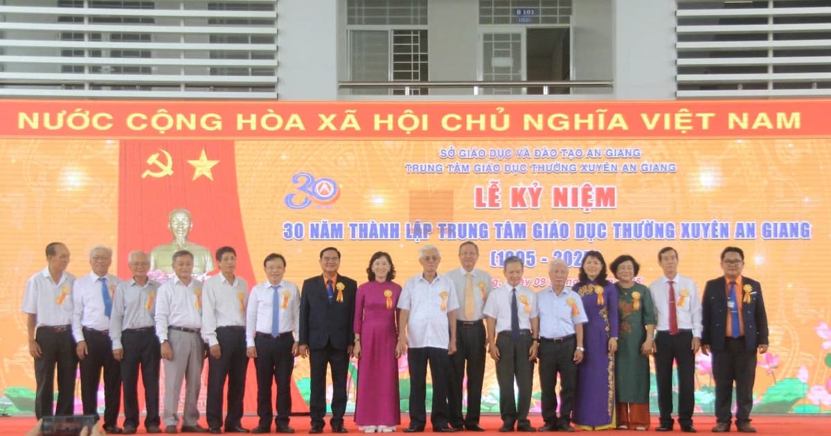 Trung tâm Giáo dục thường xuyên tỉnh An Giang kỷ niệm 30 năm thành lập
