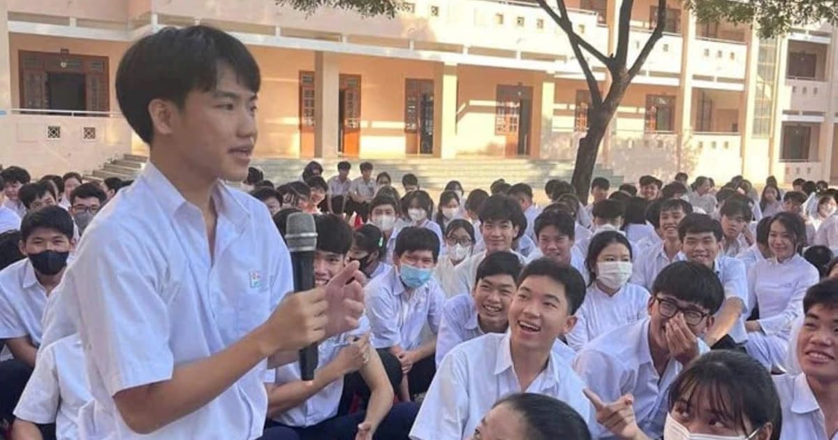 Phân cấp giải quyết chuyển trường cho hiệu trưởng: Nhà trường chủ động, học sinh hưởng lợi