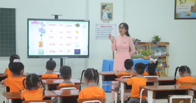 TPHCM thông báo tuyển dụng hơn 6.000 giáo viên cho năm học mới