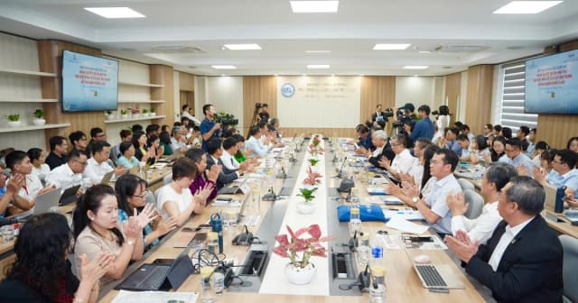 Chuyên gia thảo luận đổi mới tư duy xây dựng, thi hành pháp luật