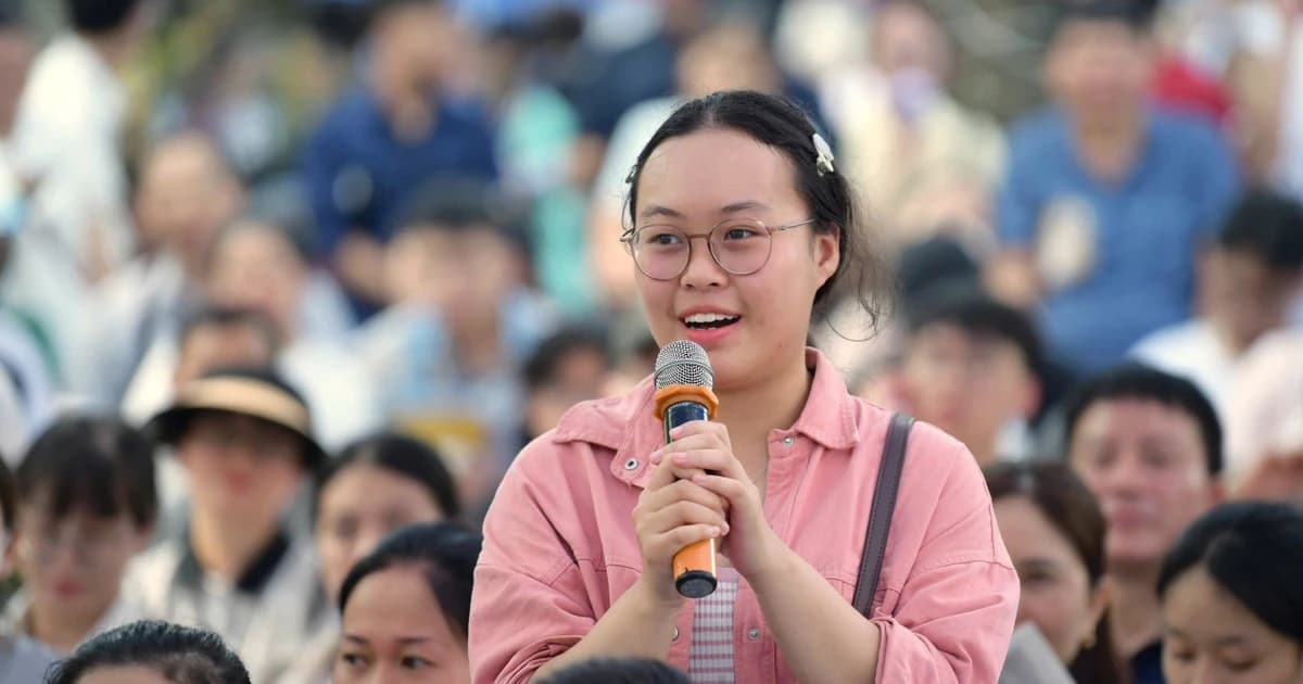 Tuyển sinh sư phạm: Từ 'chạm đáy' đến 'kịch trần'