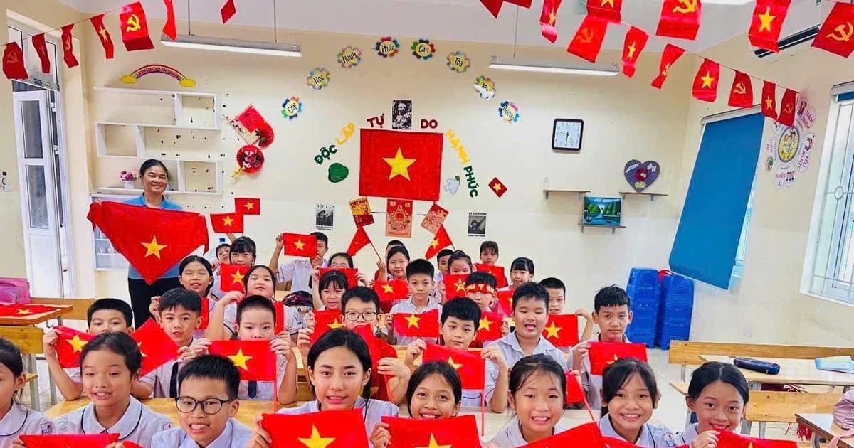 Học sinh Thủ đô hân hoan chào đón 80 năm Quốc khánh