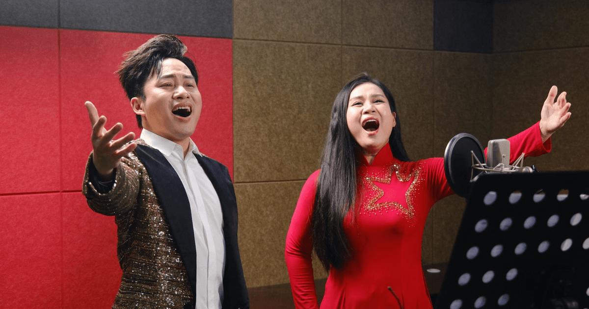 Ca sĩ Tùng Dương ra mắt dự án "Việt Nam ơi, cùng bước tới vinh quang"