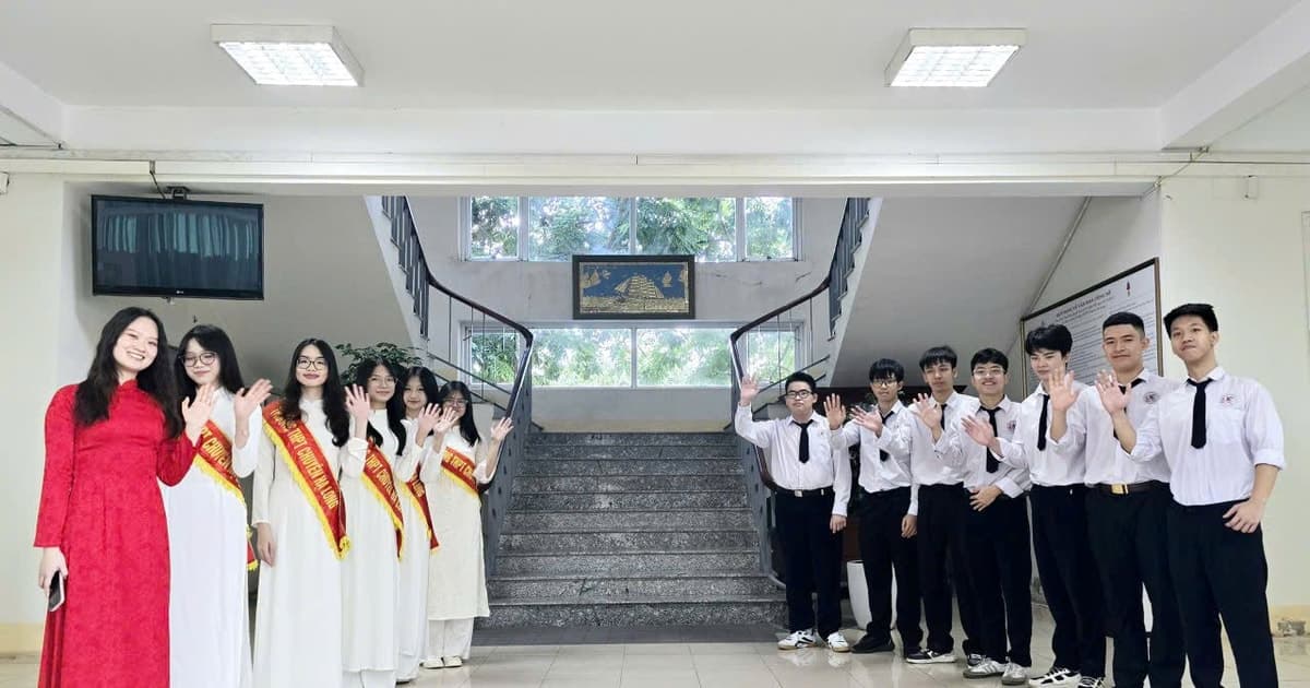 Quảng Ninh: Tưng bừng Kỷ niệm 80 năm ngành Giáo dục và Khai giảng năm học mới