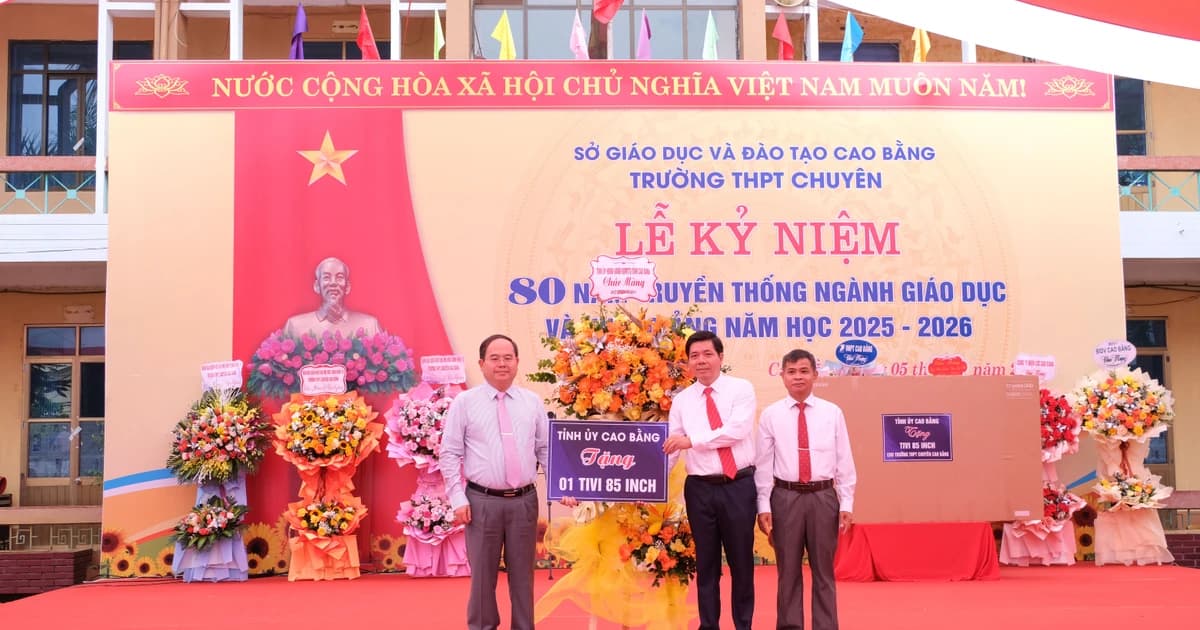 Cao Bằng rộn ràng đón năm học mới