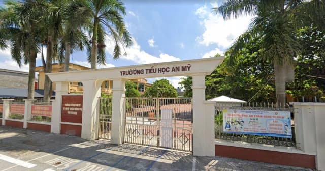 42 học sinh nhập viện sau bữa ăn trưa tại trường