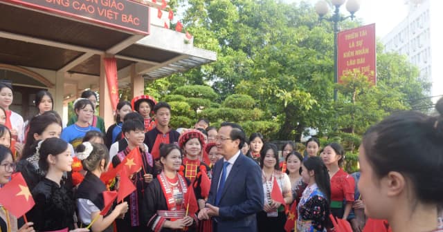 Gìn giữ bản sắc kiến tạo tương lai trong kỷ nguyên hội nhập