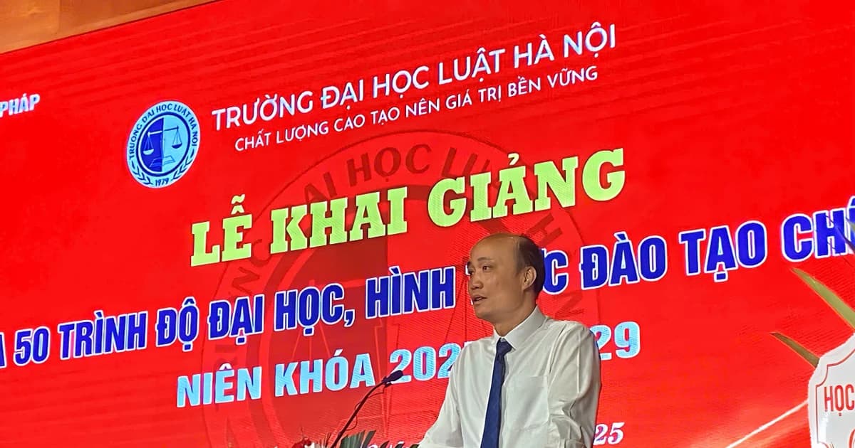 Trường ĐH Luật Hà Nội tổ chức Lễ khai giảng khóa 50 hệ đào tạo chính quy