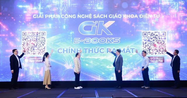 Ra mắt giải pháp công nghệ sách giáo khoa điện tử