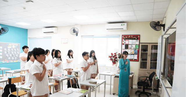 Lương giáo viên tiểu học có phải đóng thuế thu nhập cá nhân?