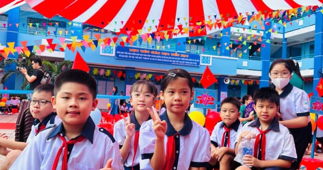 Những hoạt động giáo dục thực hiện xã hội hóa trong dạy học 2 buổi/ngày