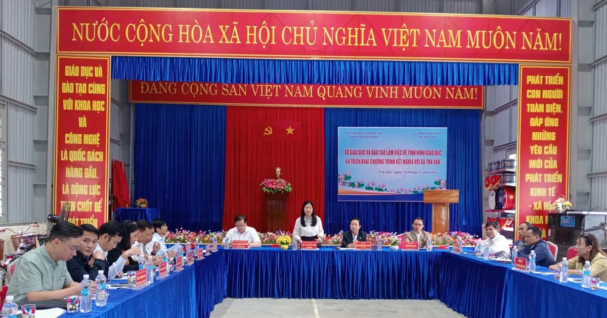 Sở GD&ĐT Đà Nẵng hỗ trợ xã Trà Vân đẩy mạnh chuyển đổi số trong giáo dục