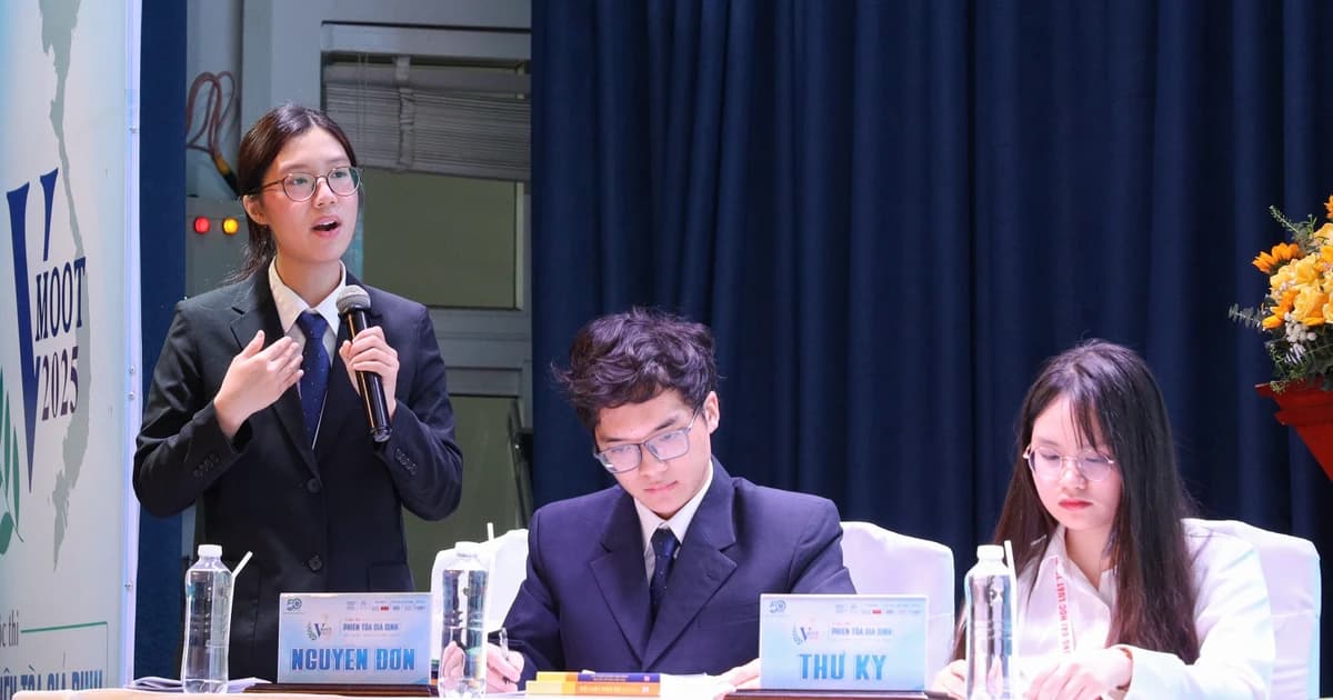 Siết mở ngành Y - Luật: Không thể quản lý bằng… tên trường