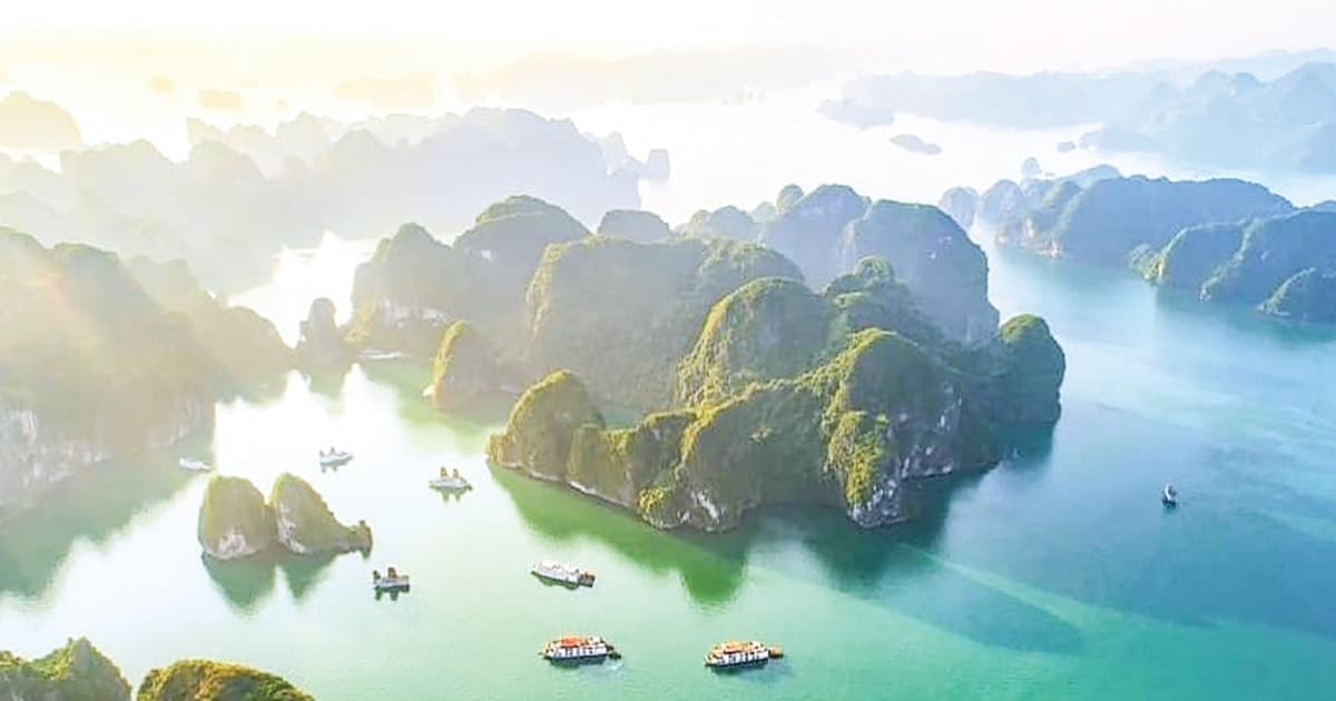 Khách mua vé tham quan vịnh Hạ Long phải cung cấp thông tin nhận diện