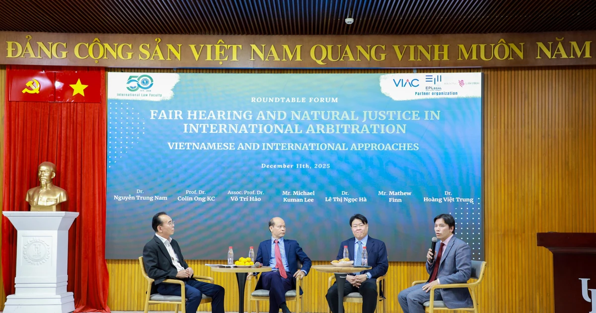 Khi thẩm quyền trọng tài được đặt lên bàn cân