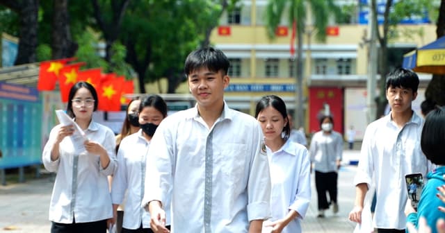 Luật Giáo dục sửa đổi bỏ bằng tốt nghiệp THCS, có còn phải thi lớp 10?