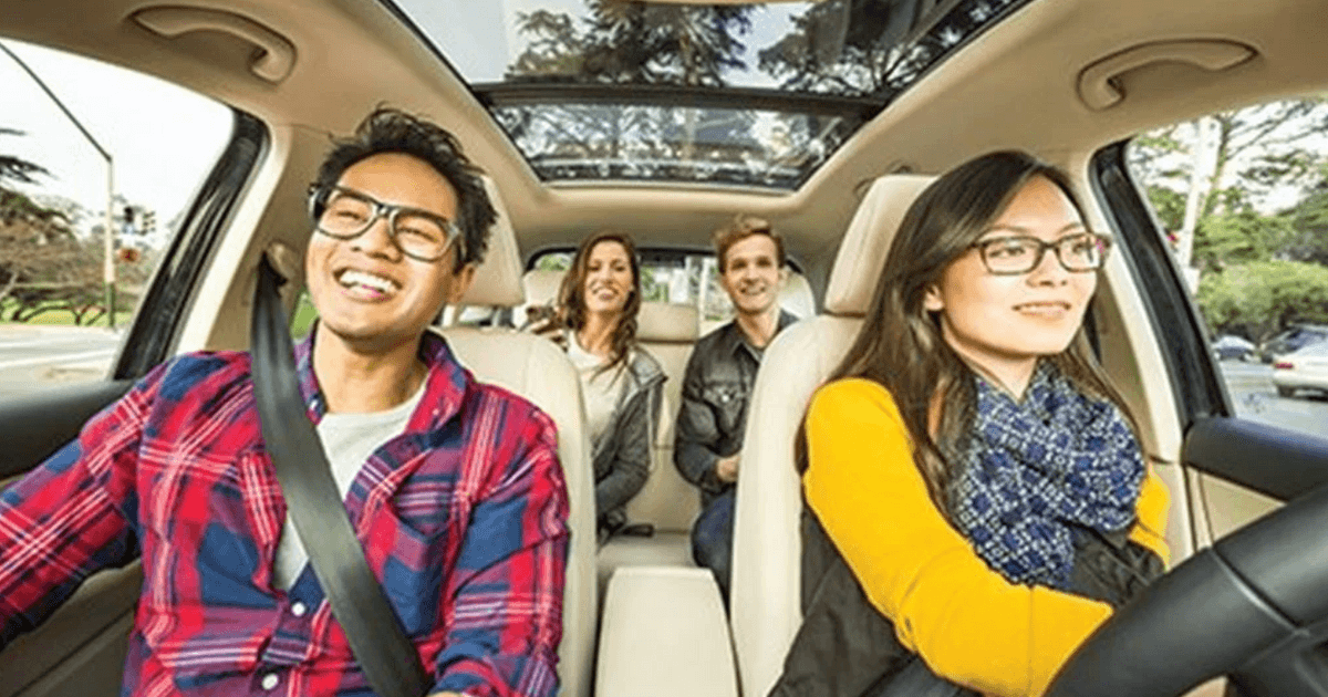 Xu hướng 'đi chung xe về quê' ăn Tết: Vừa tiết kiệm, vừa tiện lợi