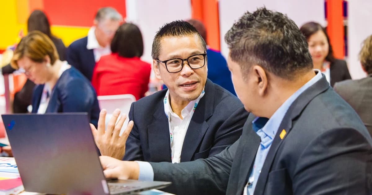 Pavillon Vietnam sôi động ngay từ ngày khai mạc