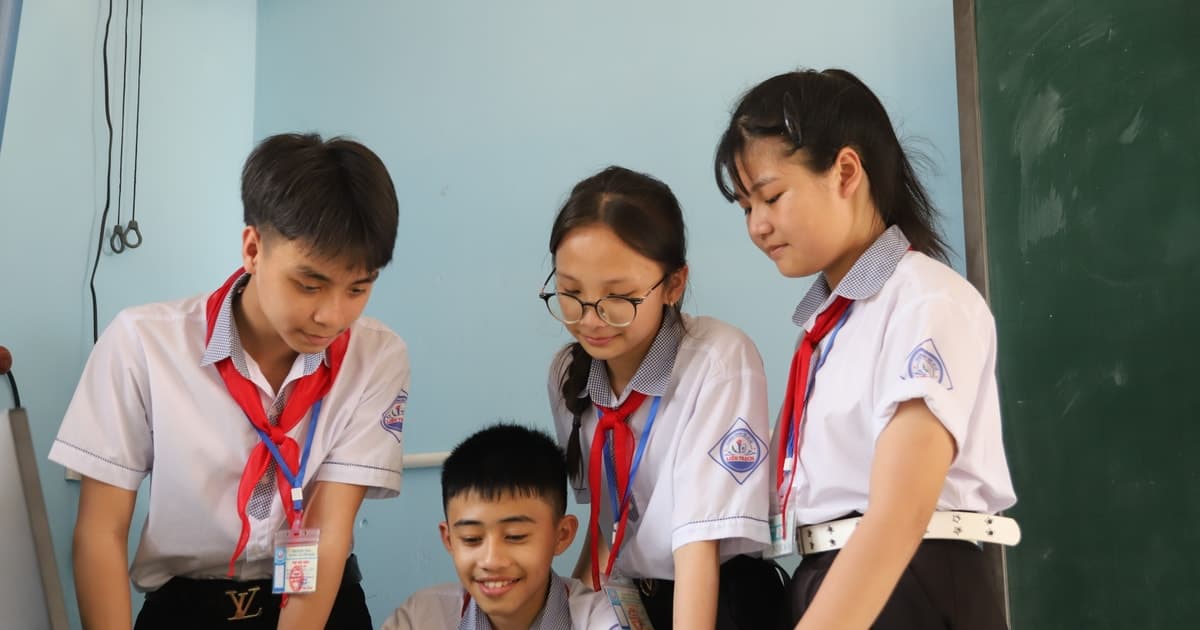 Học thêm quá 2 tiết/tuần, nhà trường phải phải xin phép Sở Giáo dục và Đào tạo