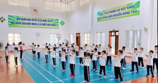 Đổi mới chăm sóc sức khỏe học đường để phòng bệnh từ sớm