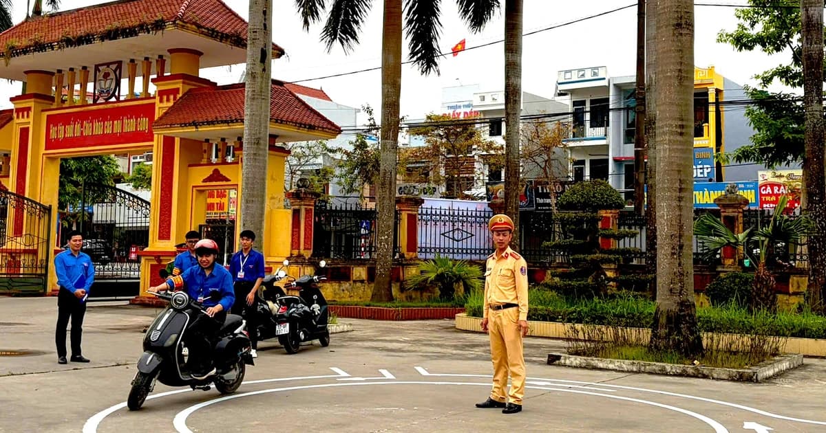 Tăng cường giáo dục an toàn giao thông trong trường học Hưng Yên