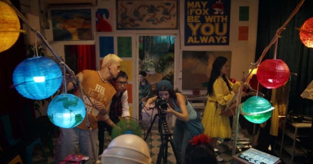 ‘Cảm ơn người đã thức cùng tôi’ rời rạp với doanh thu vượt xa kỳ vọng