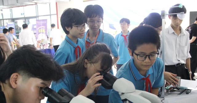 Tạo nguồn nhân lực phát triển công nghệ lõi