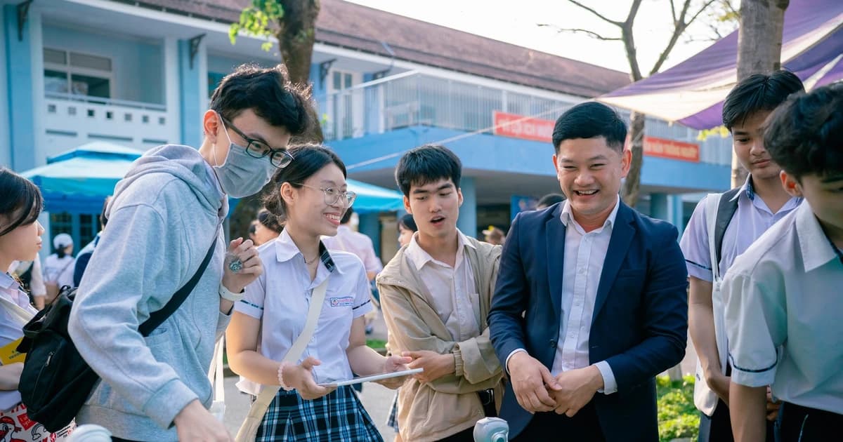 Mở hướng thu hút nhân lực chất lượng cao ngành Vật lý kỹ thuật