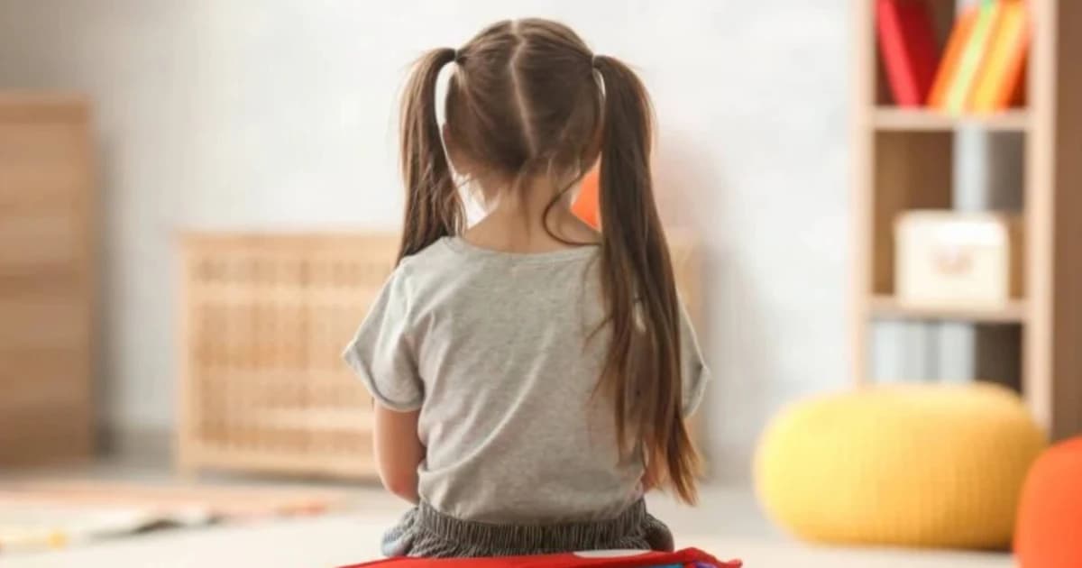 Mối liên hệ giữa sức khỏe đường ruột và chứng tự kỷ ở trẻ