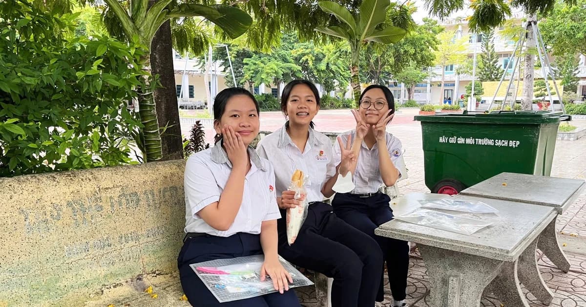 Sĩ tử An Giang tự tin chinh phục môn Ngữ văn trong Kỳ thi tuyển sinh vào lớp 10