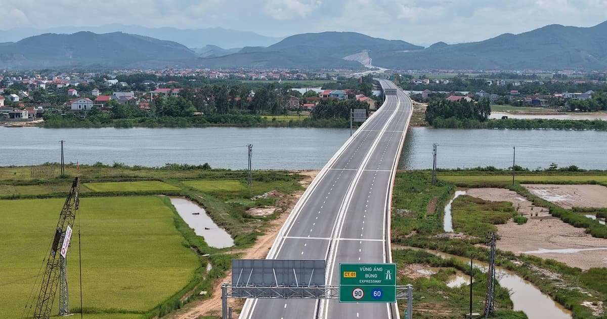 Thu phí một số đoạn tuyến cao tốc Bắc - Nam giai đoạn 2021 - 2025