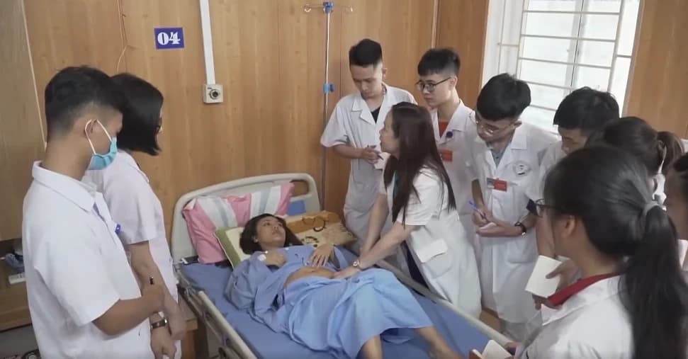 Mô hình Viện - Trường: Chìa khoá vàng giúp sinh viên TUMP vững tay nghề lâm sàng