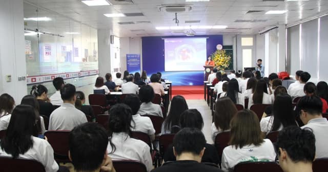 Tạo diễn đàn học thuật để sinh viên trao đổi nghiên cứu khoa học