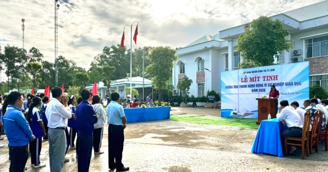 Xã miền núi ở An Giang tạo khí thế vui tươi trước thềm năm học mới