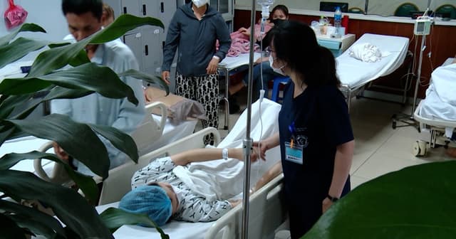 Nam sinh 19 tuổi suy thận, hôn mê sau vài hơi thuốc lá điện tử