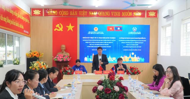 Ngành Giáo dục Lào khảo sát, chia sẻ kinh nghiệm thực hiện SEA-PLM tại Nghệ An