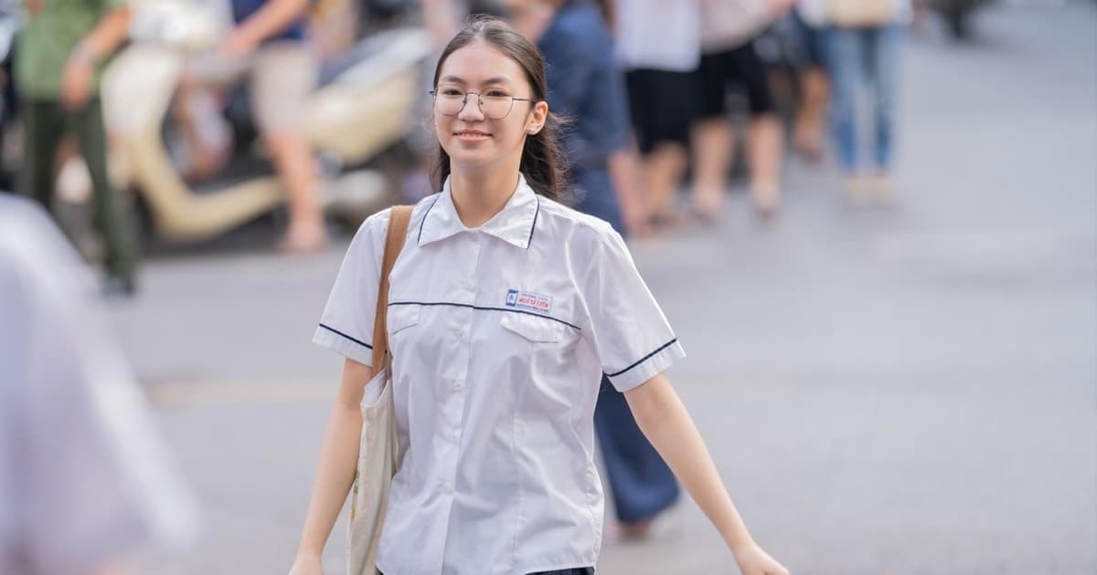 Hà Nội yêu cầu trường tư thục dừng thu tiền đặt cọc lớp 10