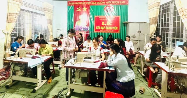 Thiết bị dạy nghề: Đầu tư đúng nhu cầu, tránh tình trạng ‘học chay’