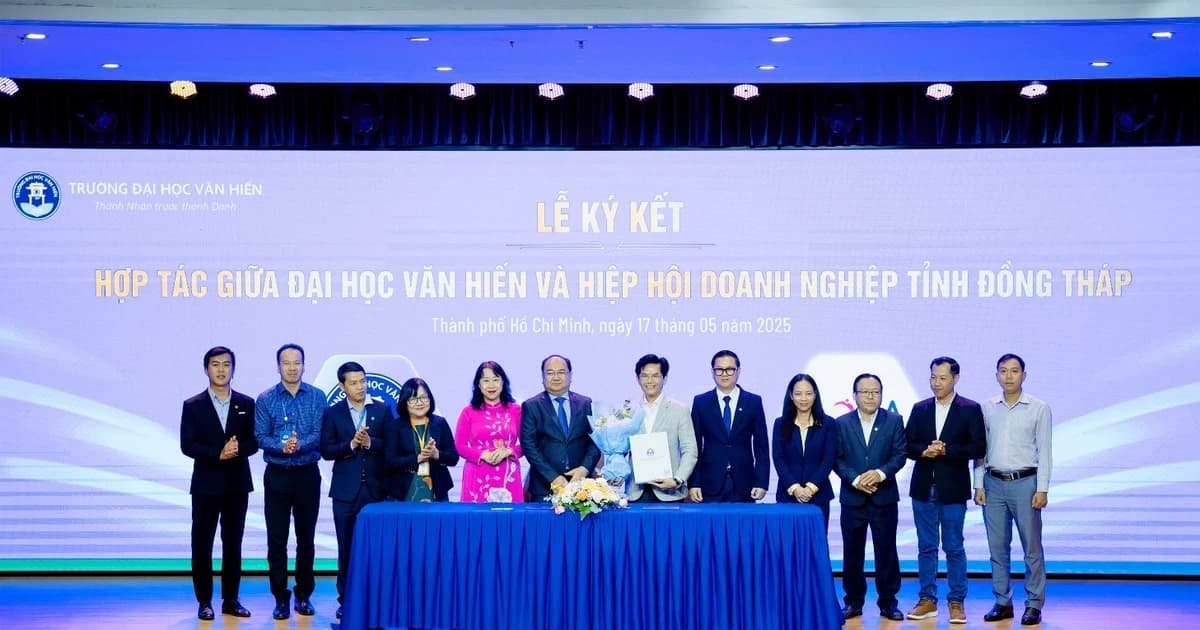 Sở GD&ĐT Quảng Trị công bố quyết định về công tác cán bộ