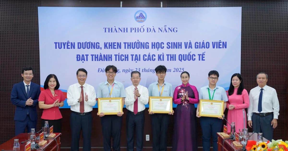 Đà Nẵng khen thưởng học sinh và giáo viên đạt giải tại các kỳ thi quốc tế
