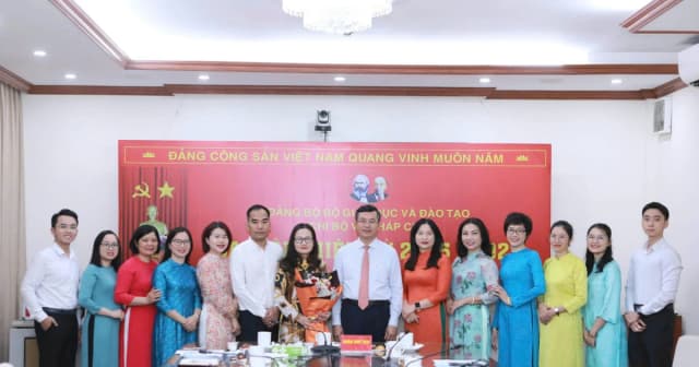 Phát huy tối đa các nguồn lực để nâng cao vị thế Đại học Kinh tế Quốc dân
