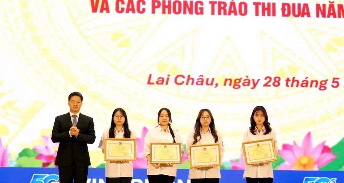 Lai Châu vinh danh hơn 200 học sinh và giáo viên tiêu biểu