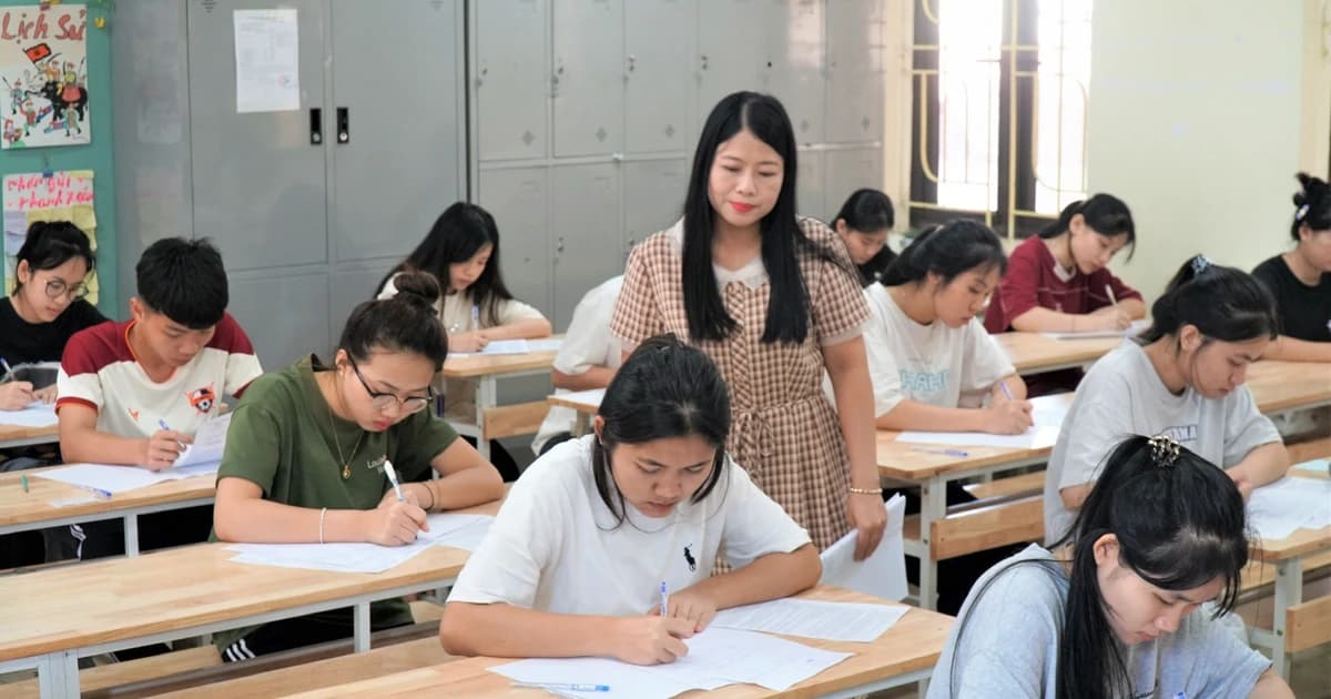 Đồng hành với thí sinh trước những điểm mới