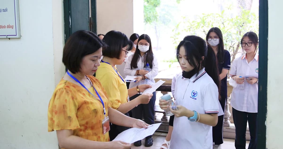 Chìa khóa chinh phục kỳ thi tốt nghiệp THPT cùng chuyên gia giáo dục hàng đầu